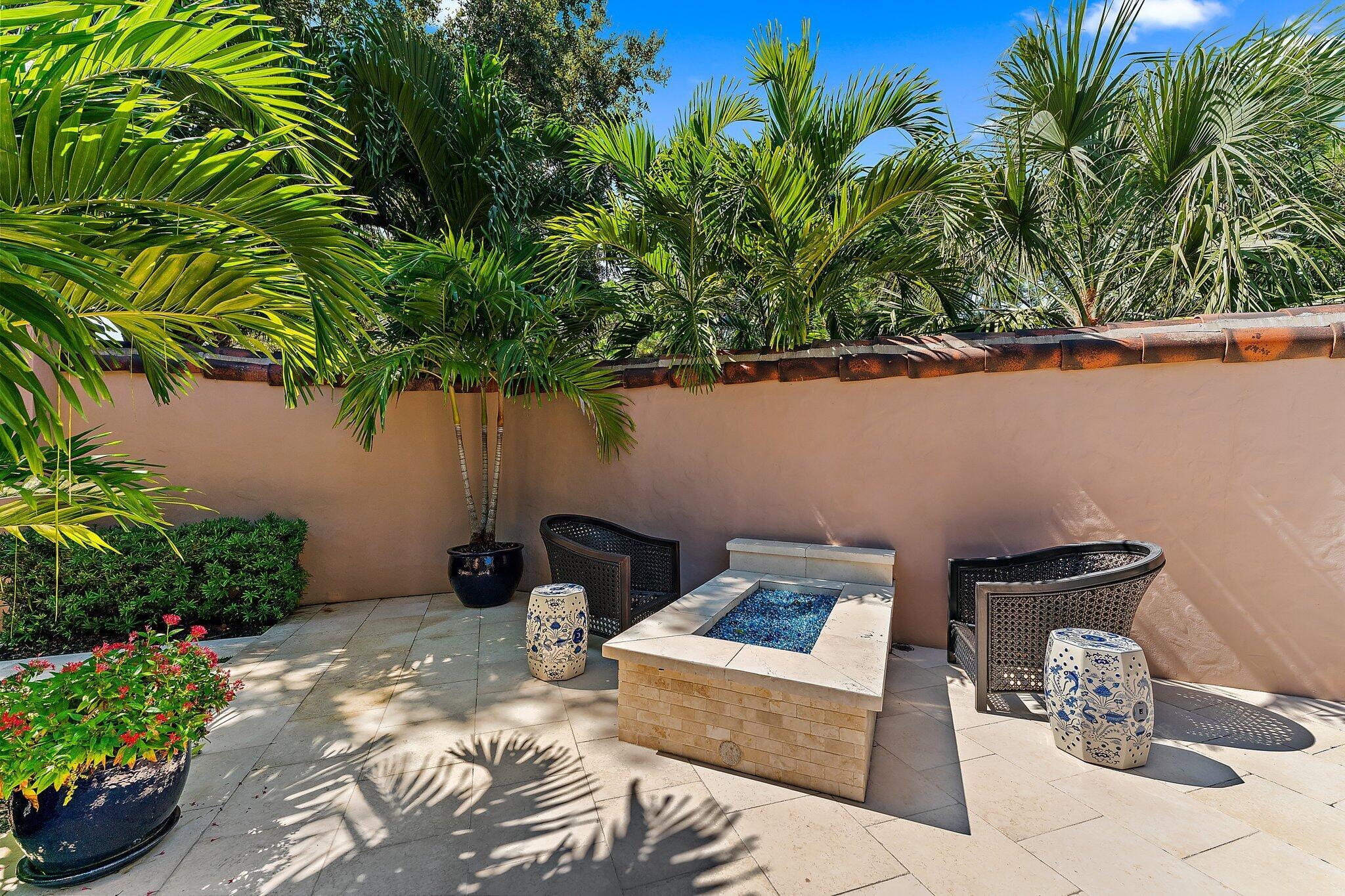 437 Via Del Orso Drive