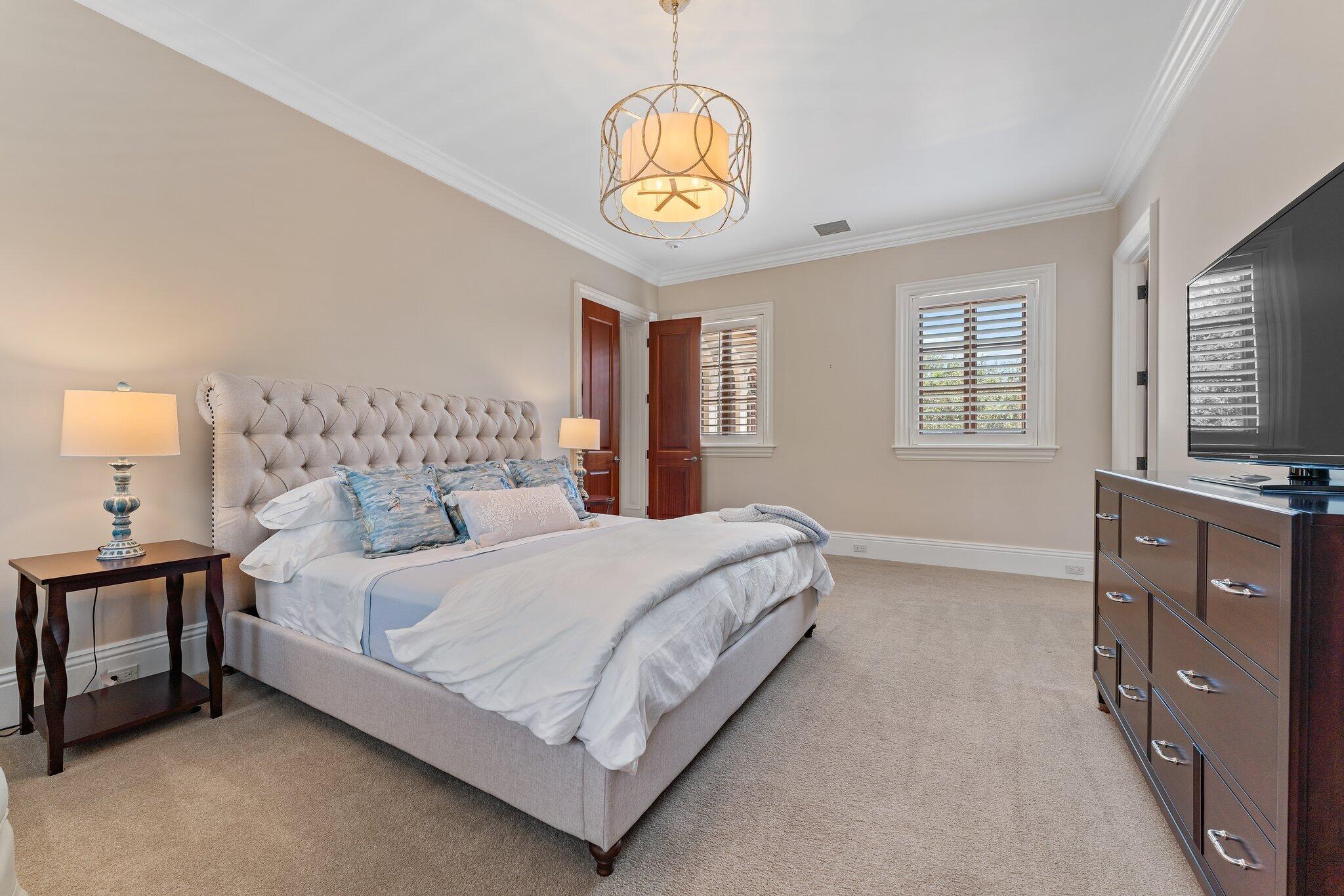 437 Via Del Orso Drive