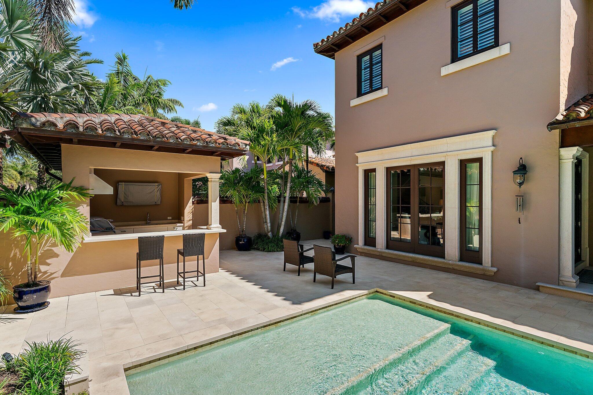 437 Via Del Orso Drive