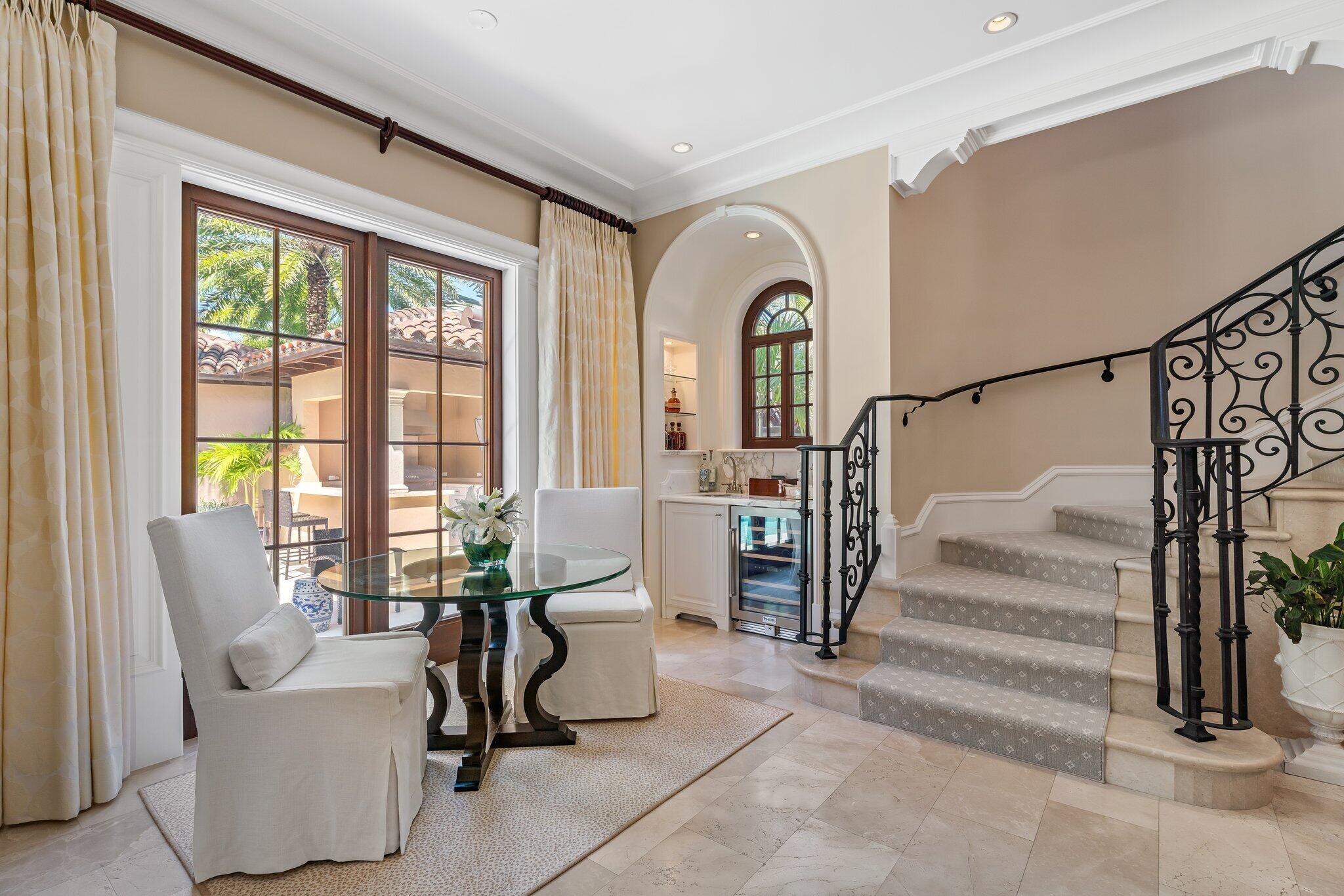437 Via Del Orso Drive