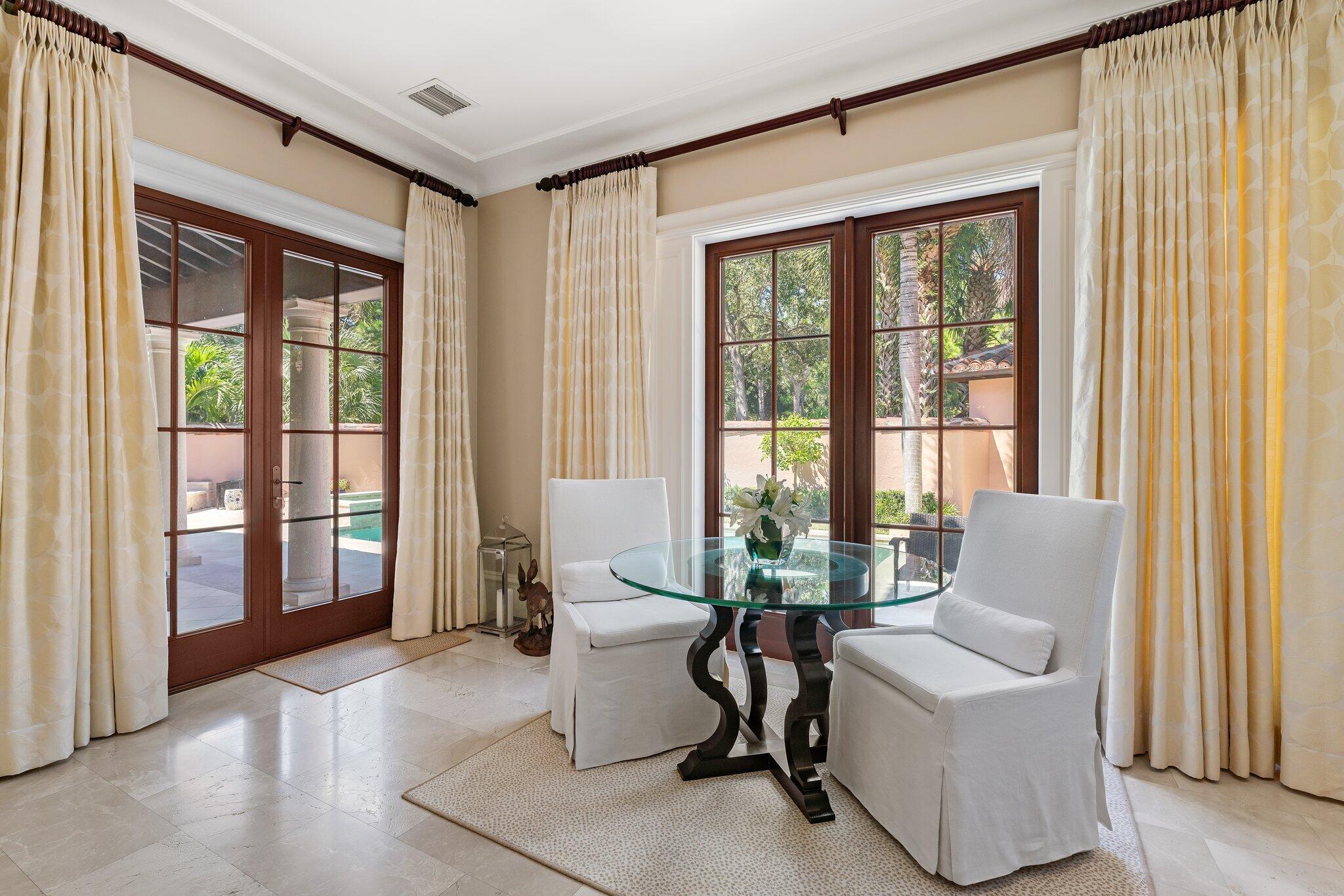 437 Via Del Orso Drive
