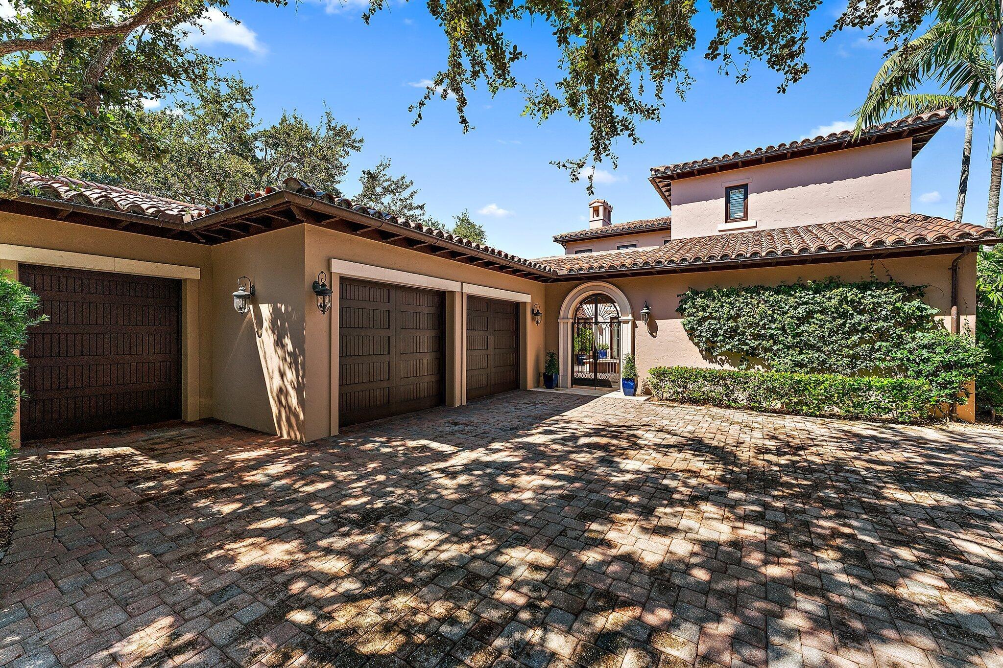 437 Via Del Orso Drive