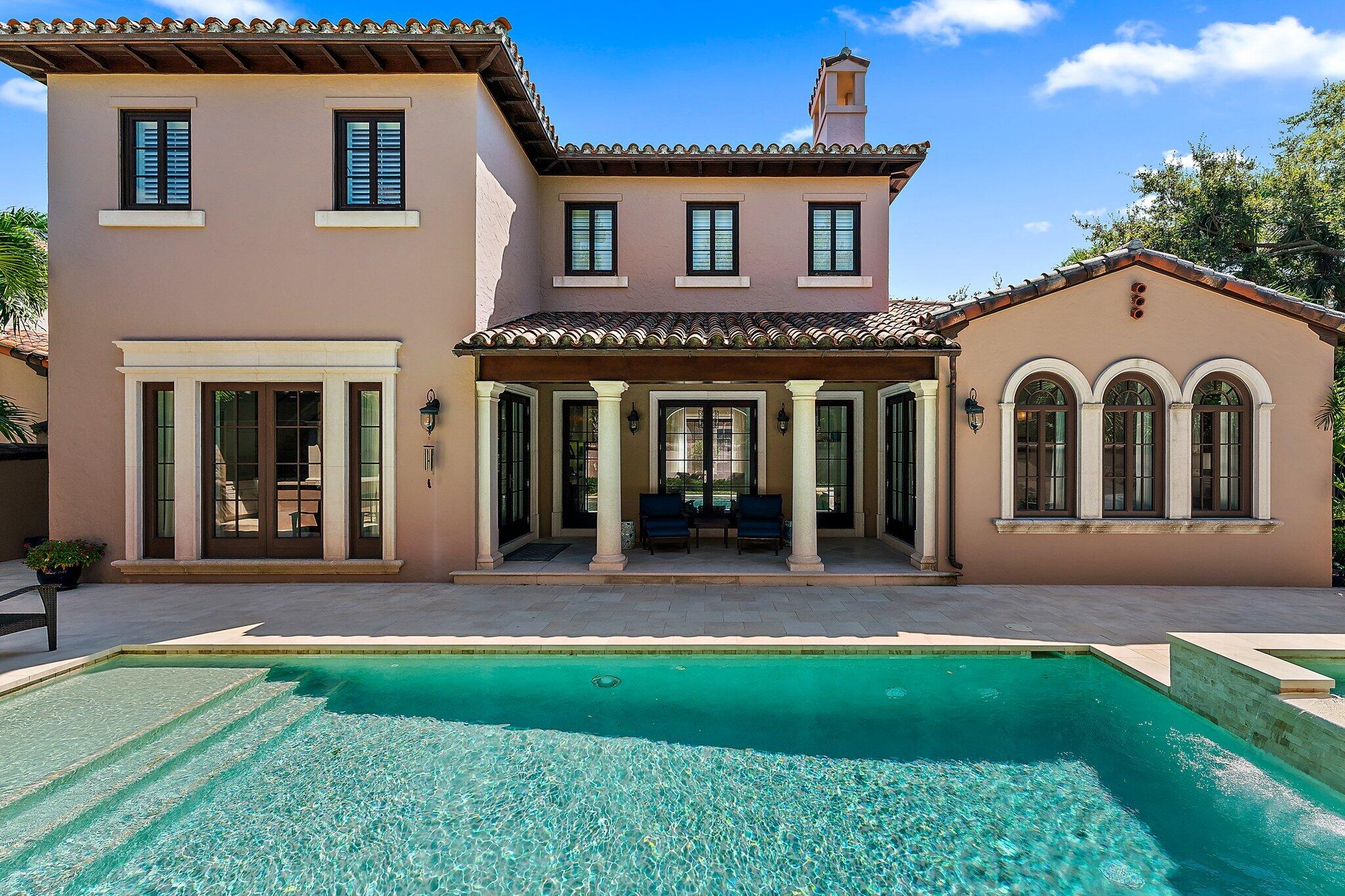 437 Via Del Orso Drive