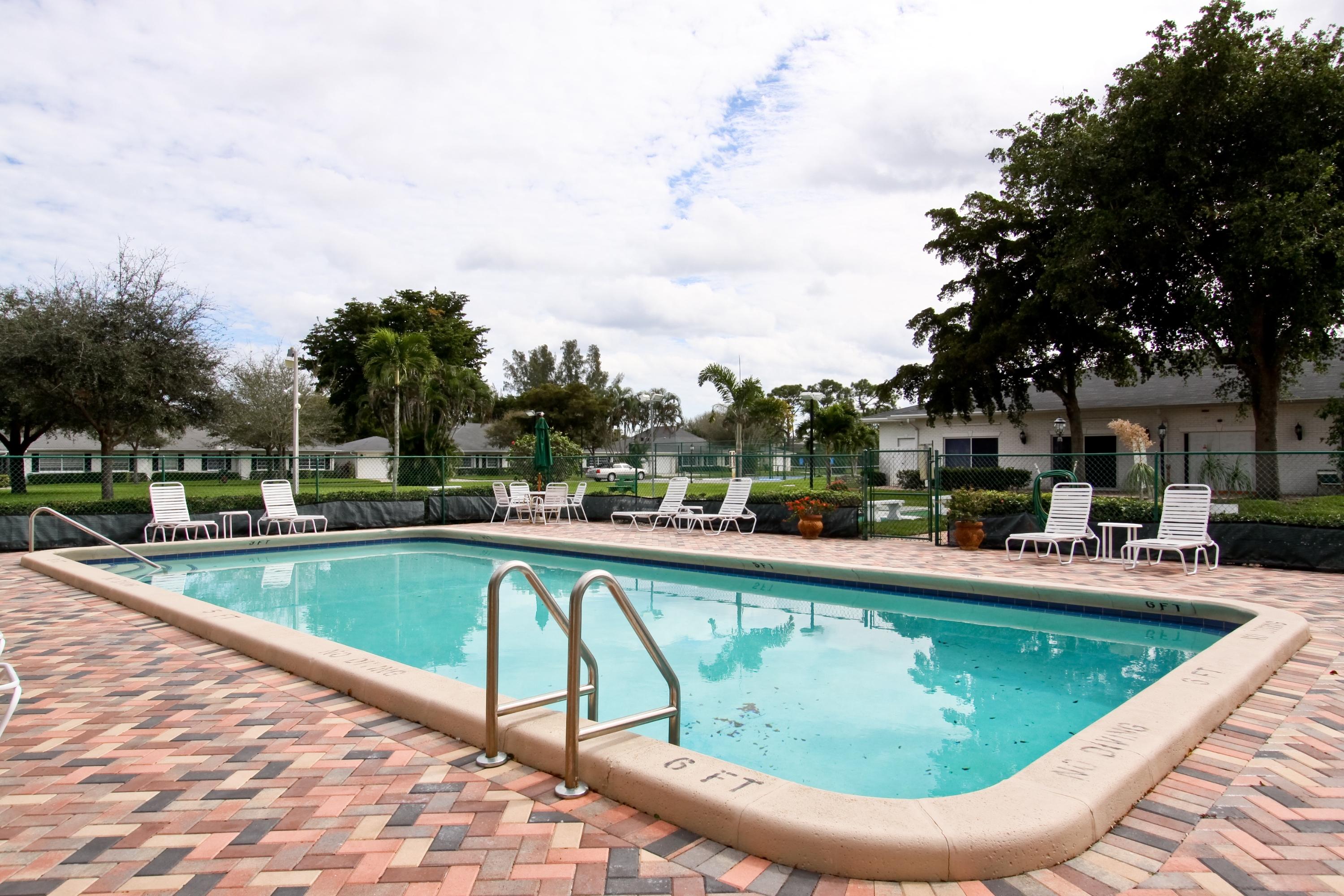 10103 45th Avenue S 427