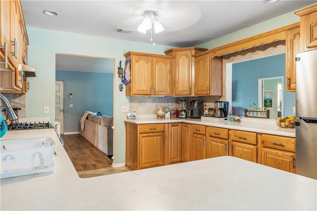 217 SE Verada Avenue