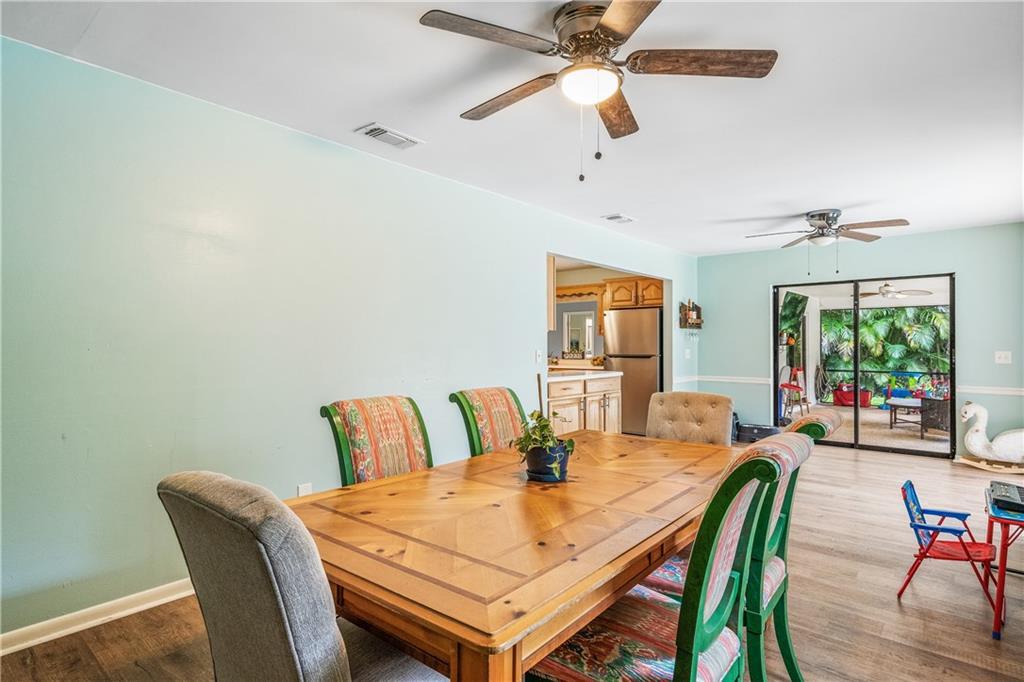 217 SE Verada Avenue