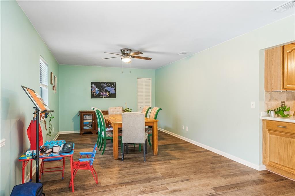 217 SE Verada Avenue