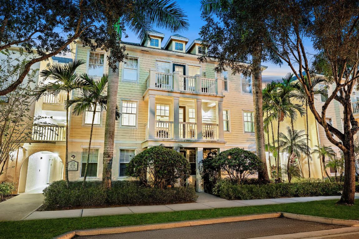 225 Murcia Drive 201