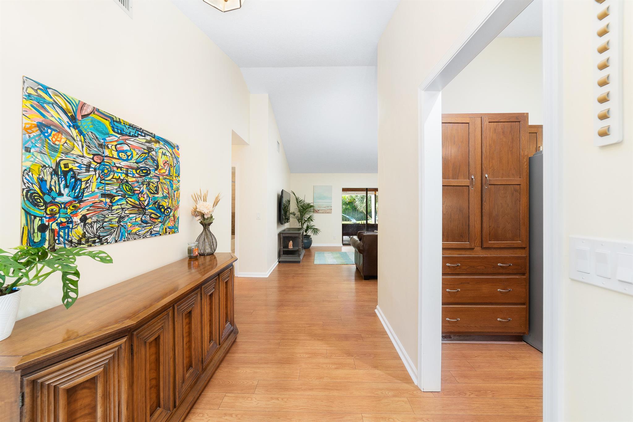 9308 SE Island Place