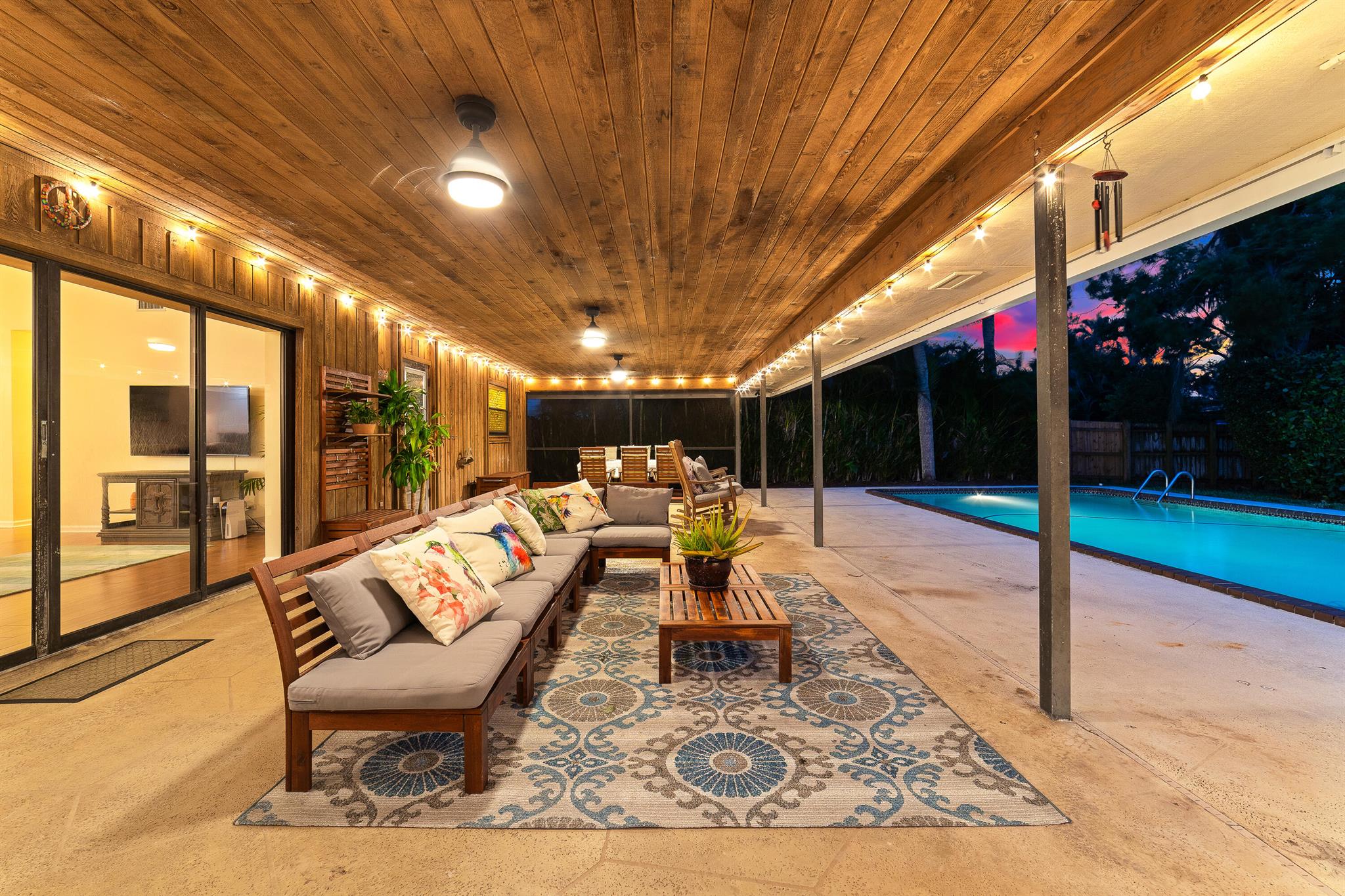 9308 SE Island Place