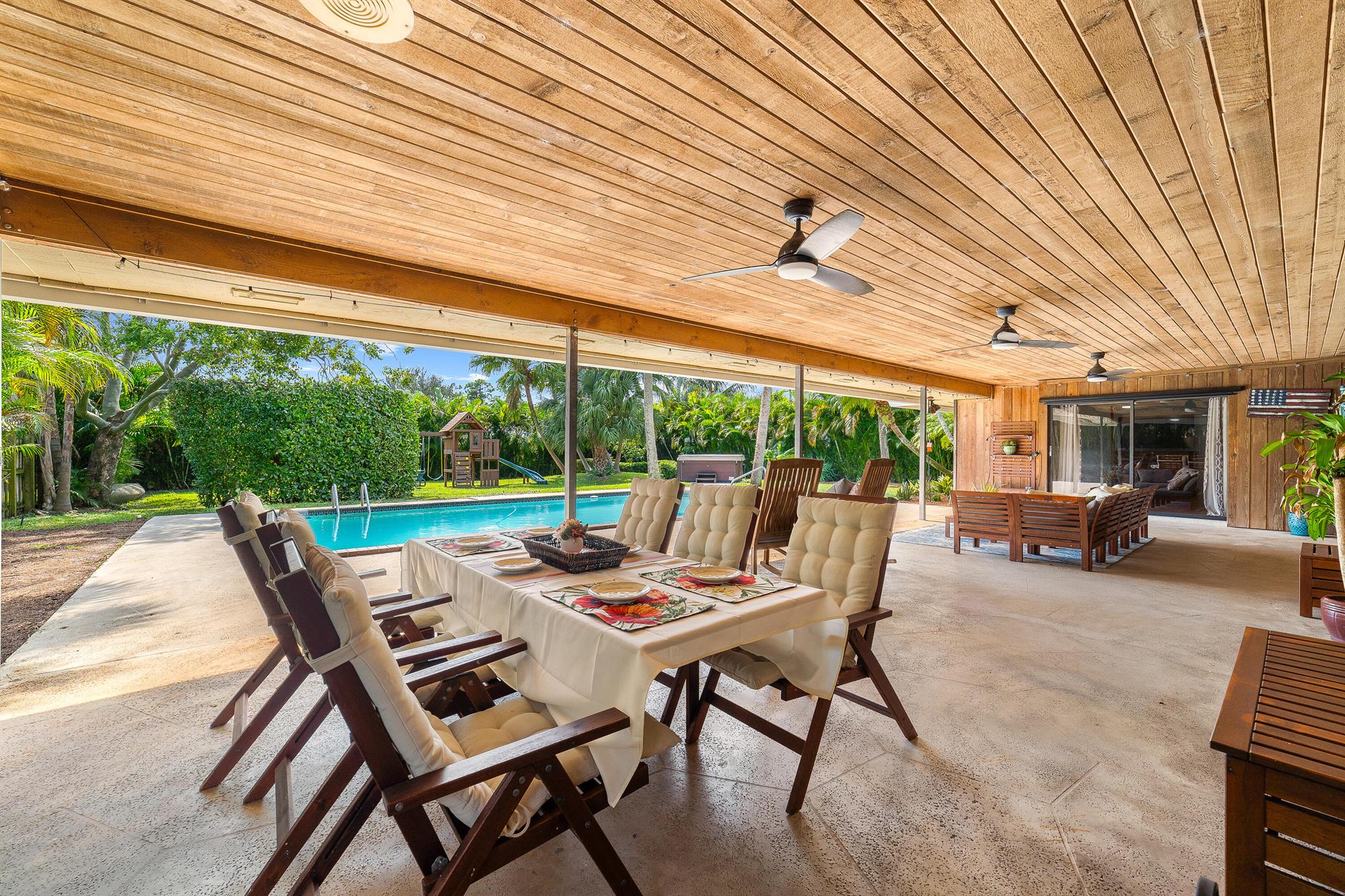 9308 SE Island Place