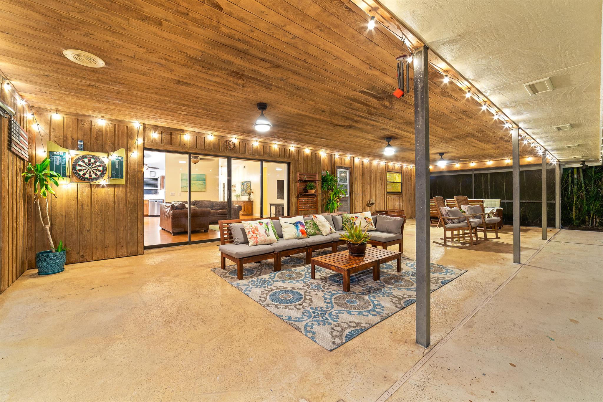 9308 SE Island Place