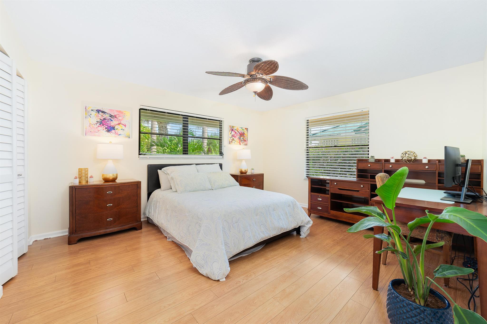 9308 SE Island Place