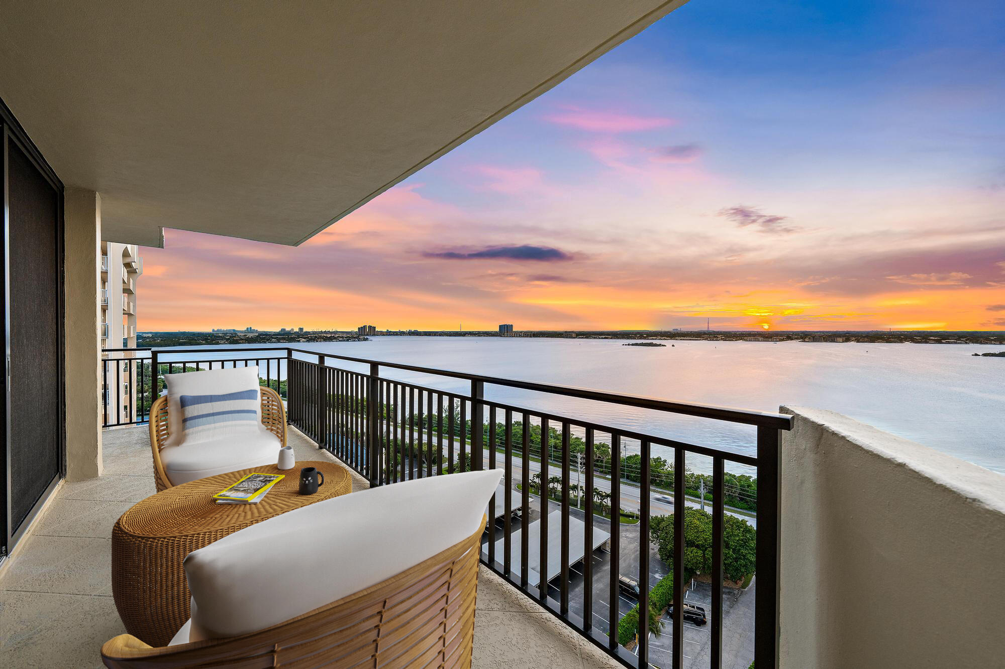 5460 N Ocean Drive 15c