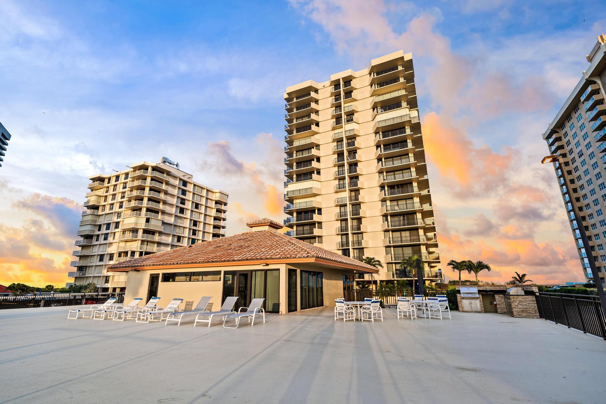 5460 N Ocean Drive 15c