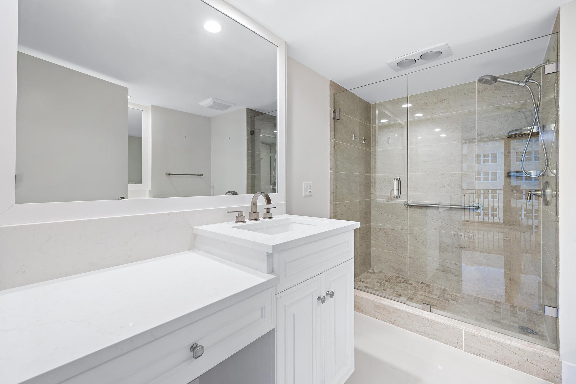 5460 N Ocean Drive 15c