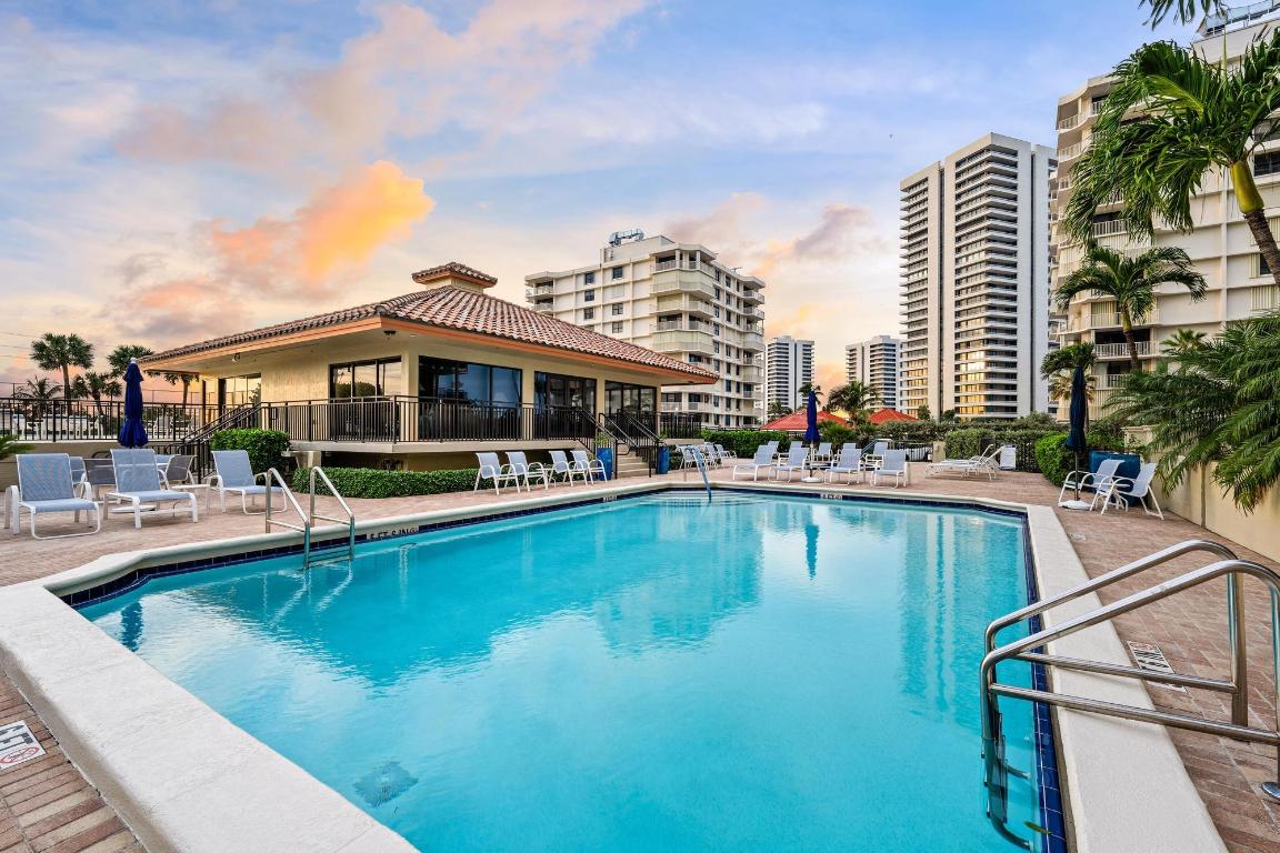 5460 N Ocean Drive 15c