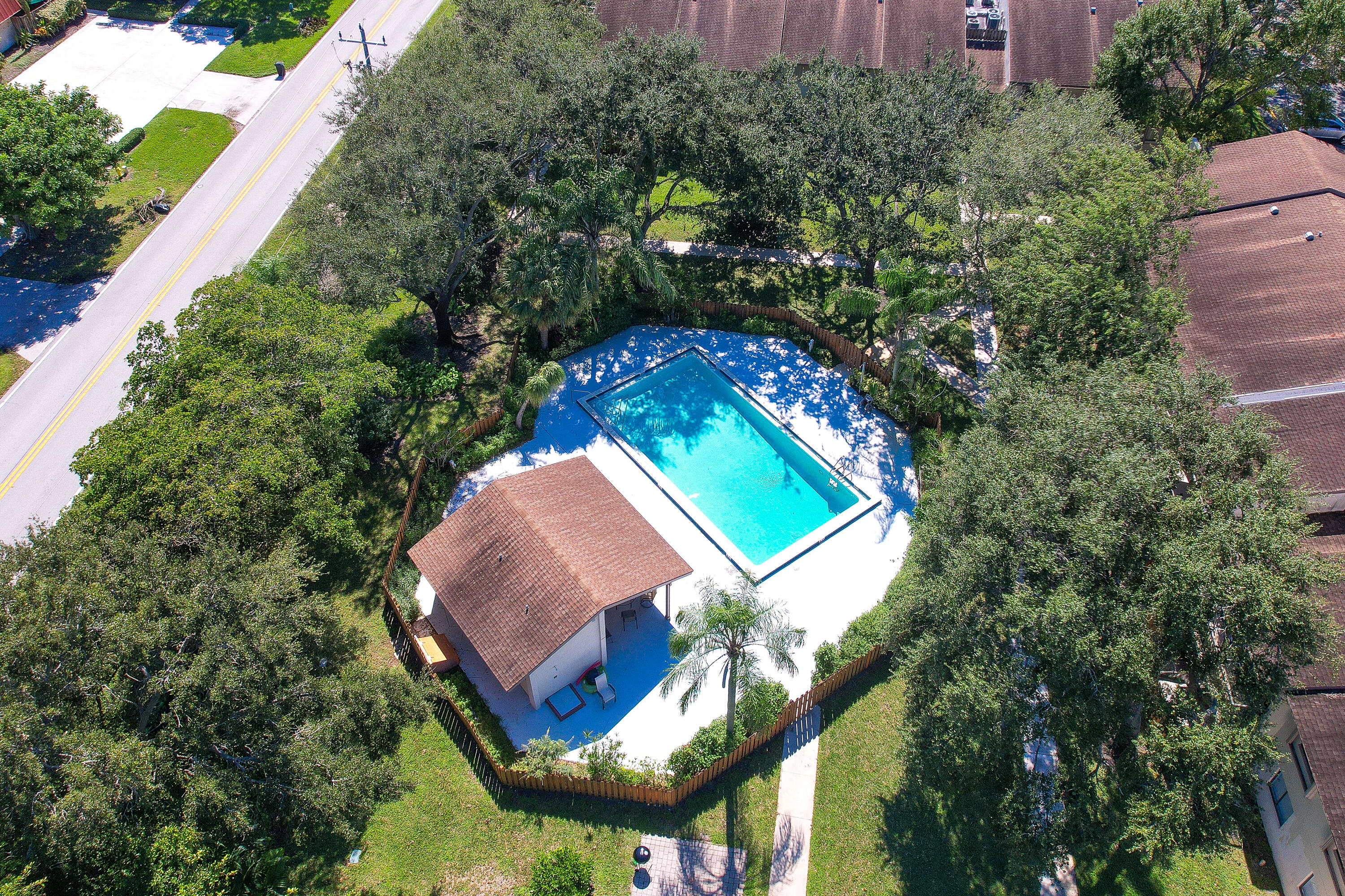 3404 E Gardens East Drive E 25a