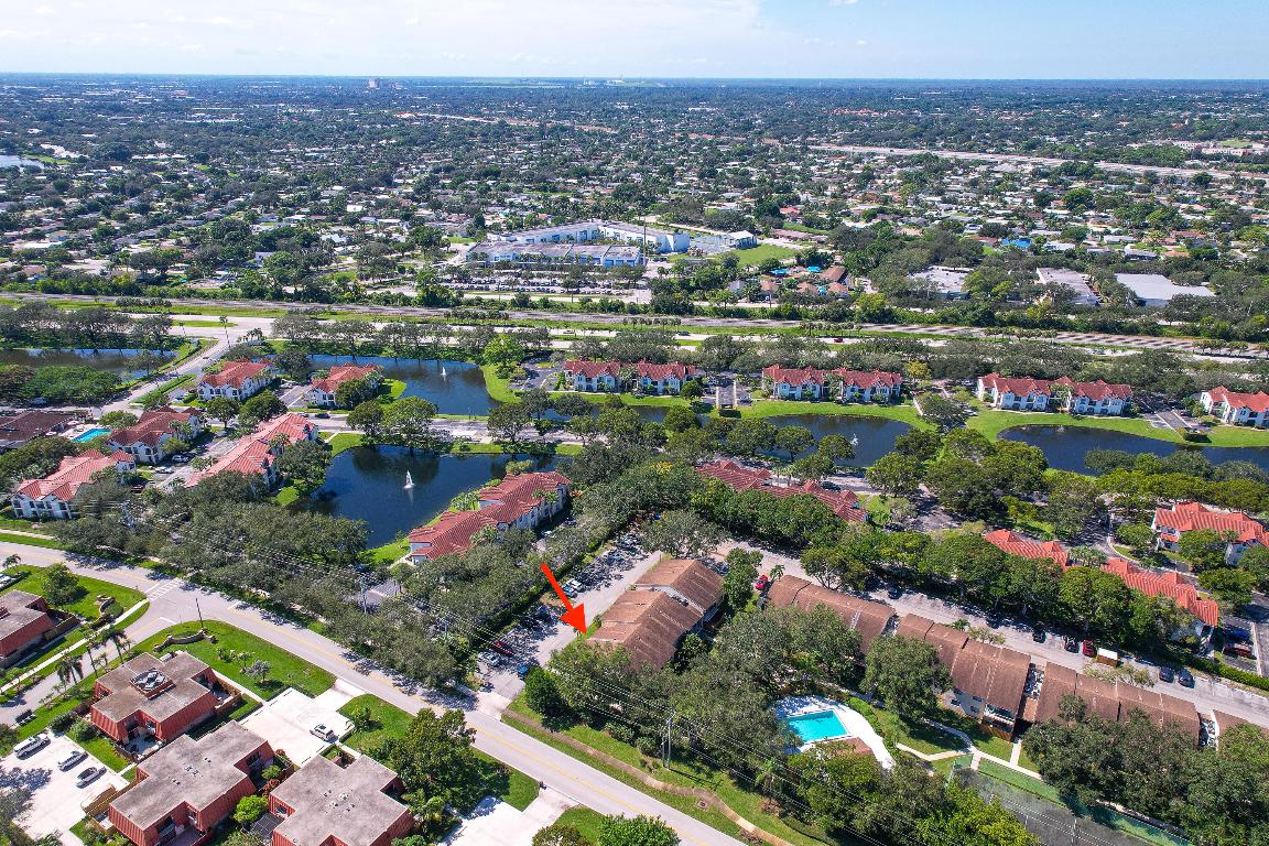 3404 E Gardens East Drive E 25a