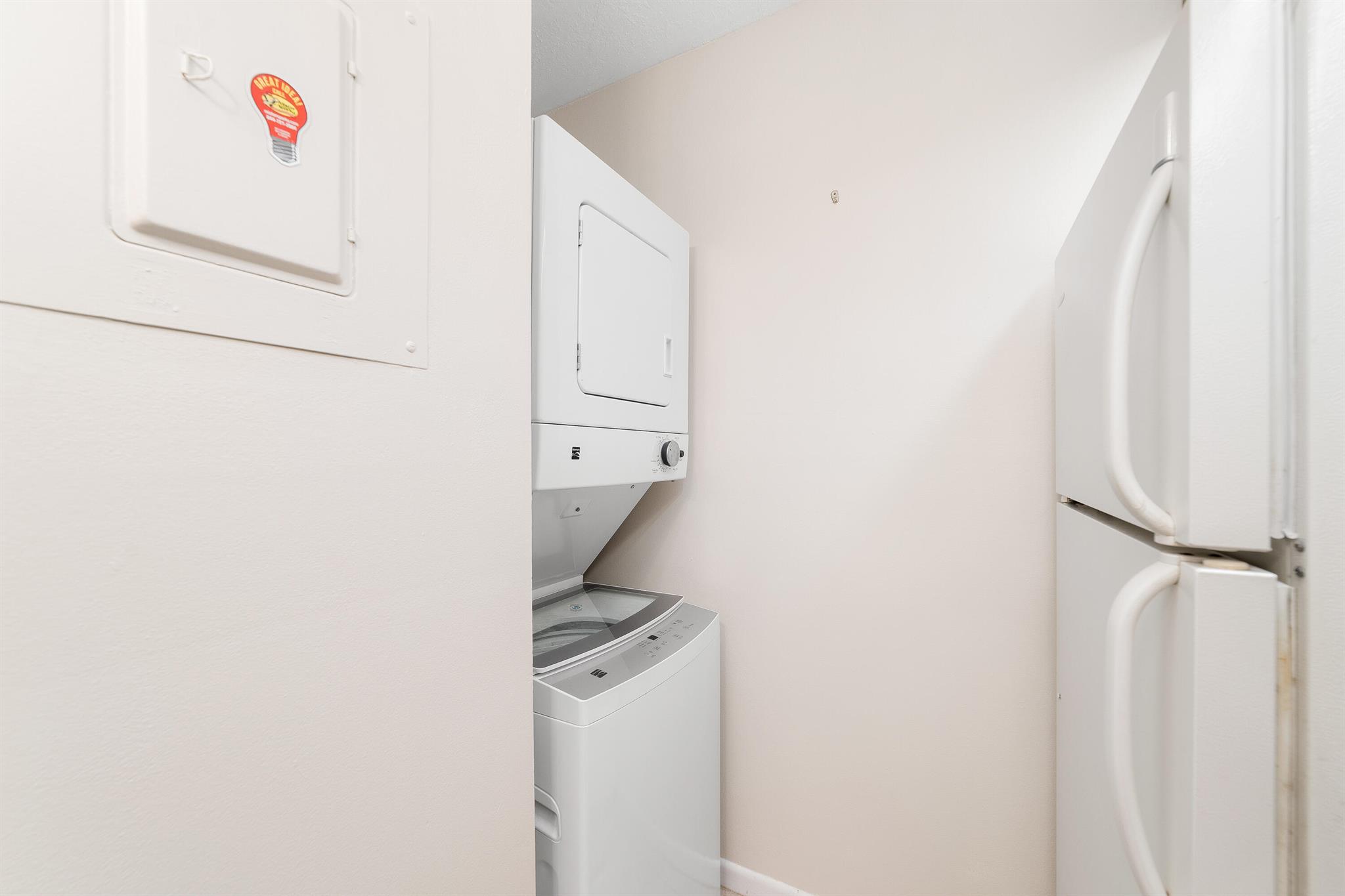 3404 E Gardens East Drive E 25a