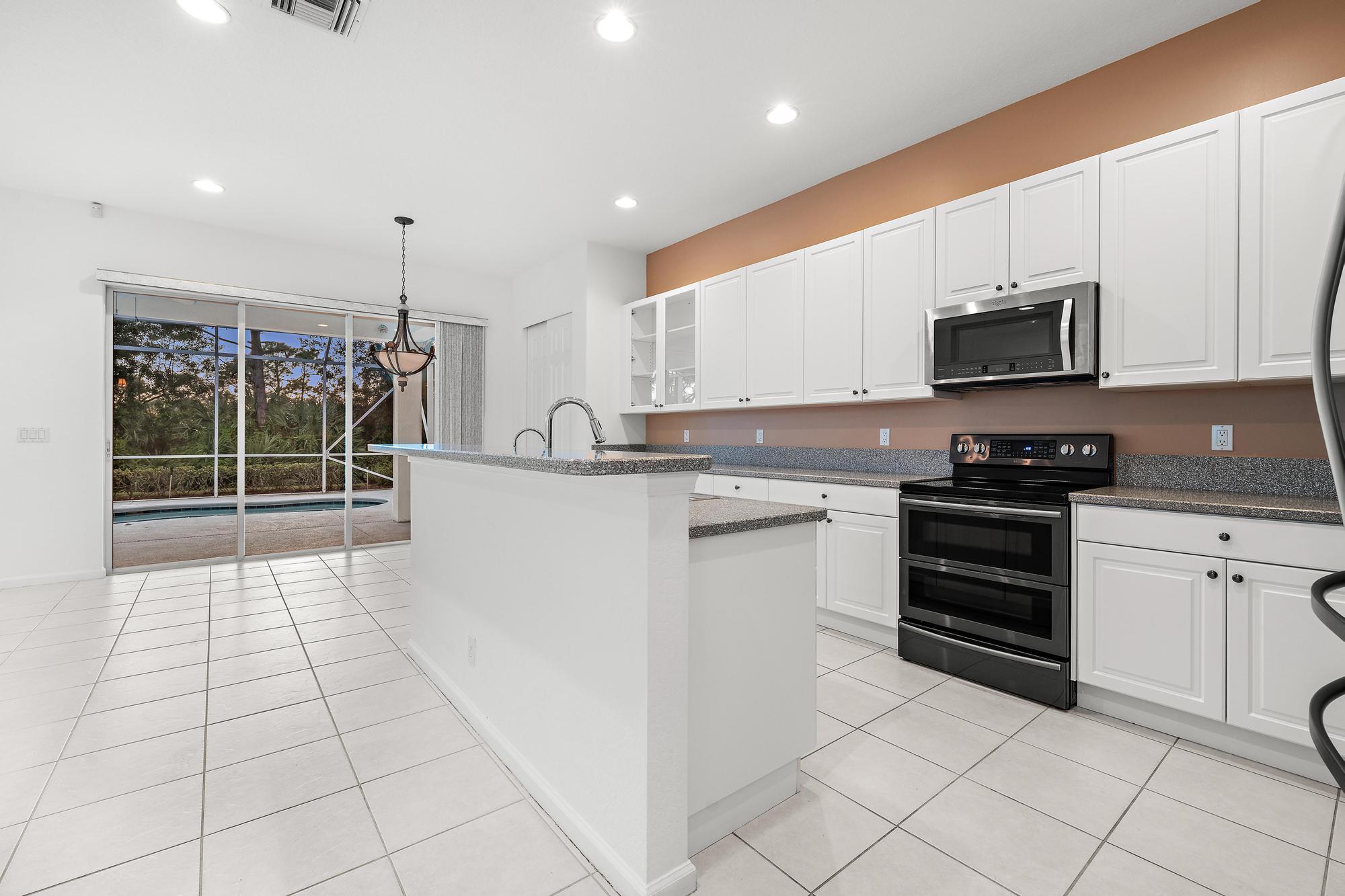4778 SW Hammock Creek Drive