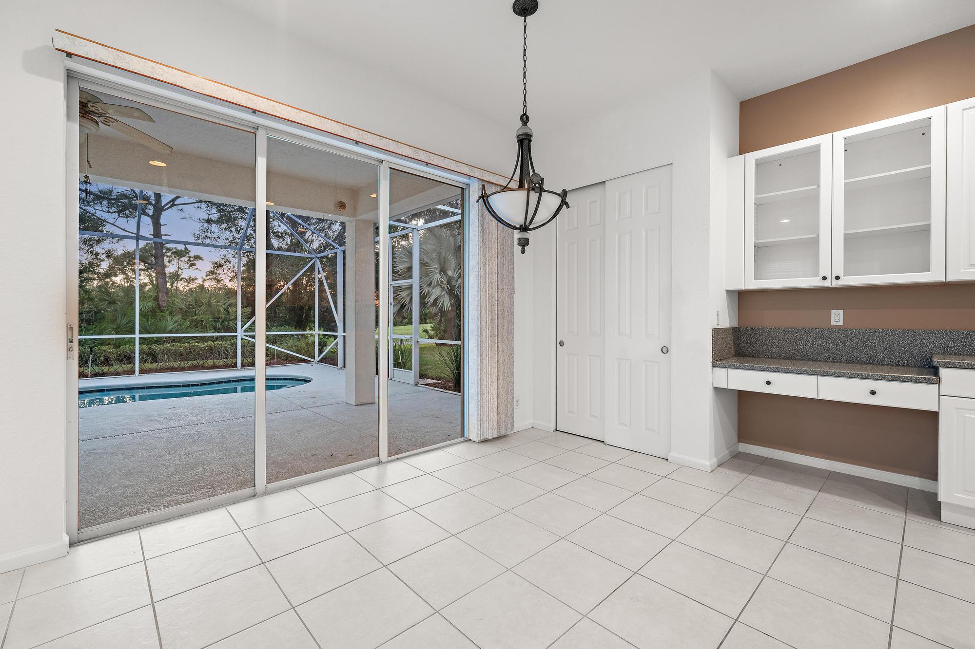 4778 SW Hammock Creek Drive
