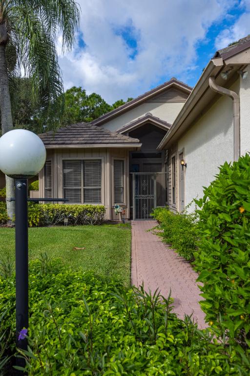 4244 SW Mallard Creek Trail