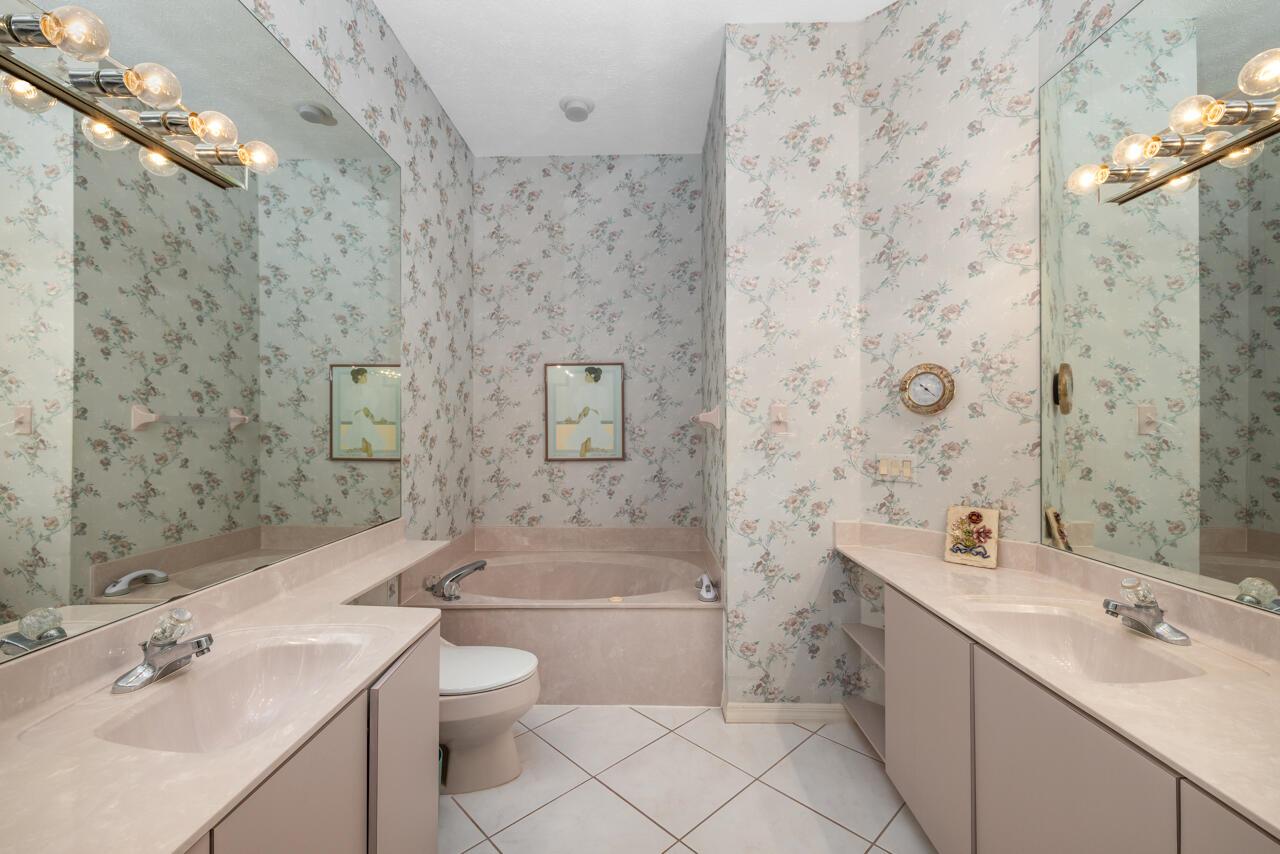 4244 SW Mallard Creek Trail