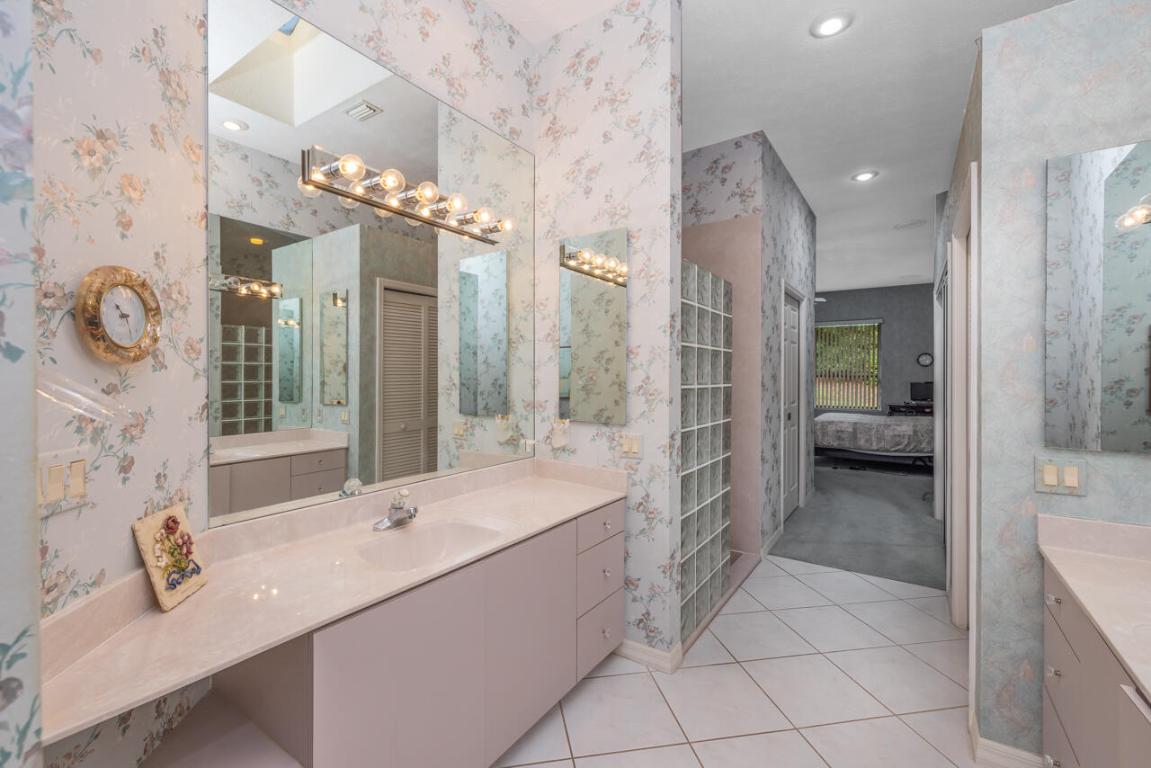 4244 SW Mallard Creek Trail