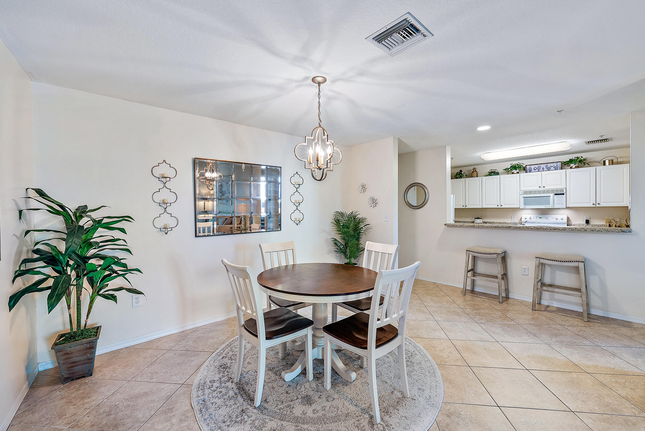 1200 Town Center Dr, #225