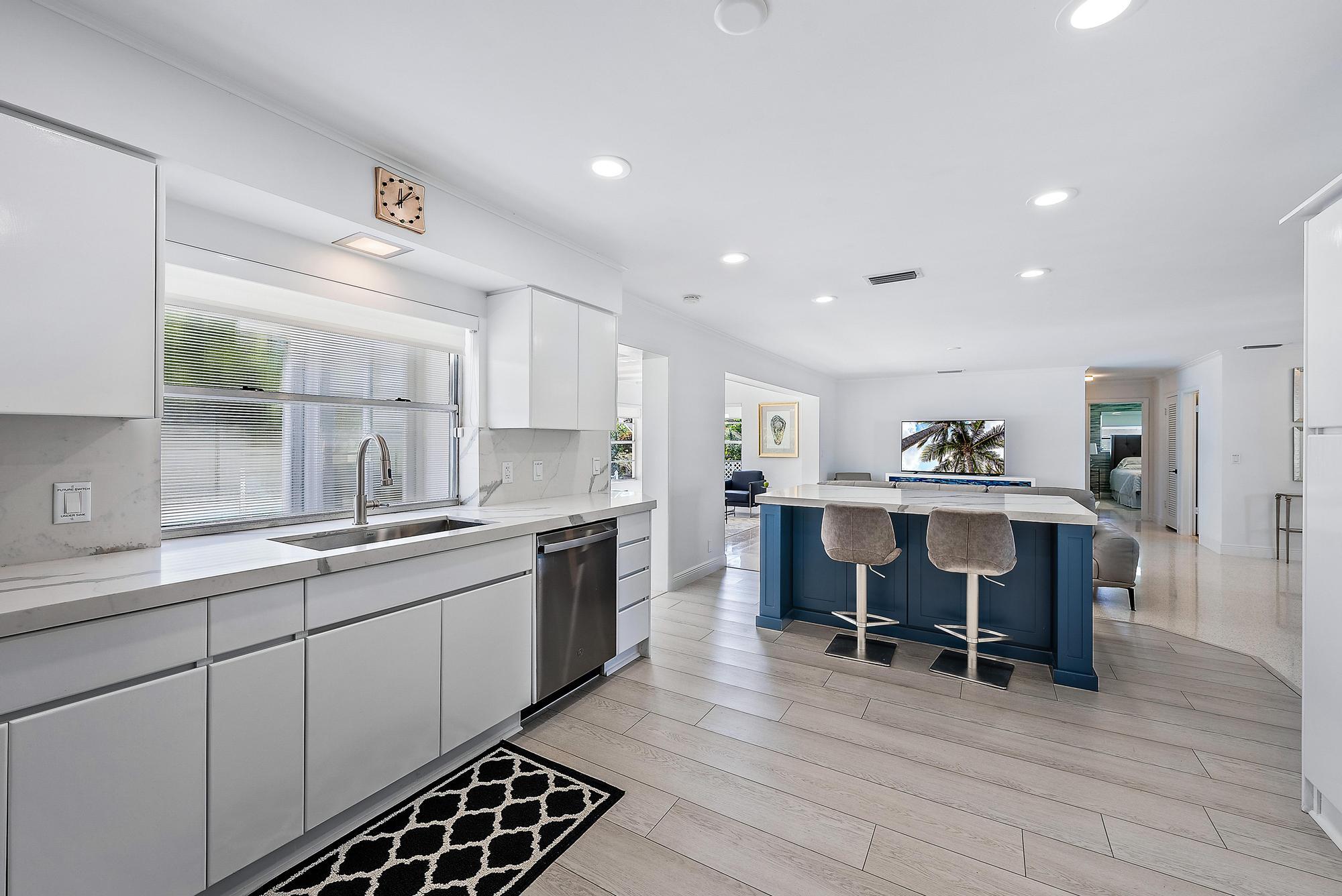 815 2nd Court