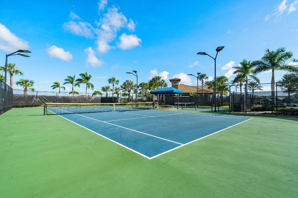 110 Echelon Crest Trail