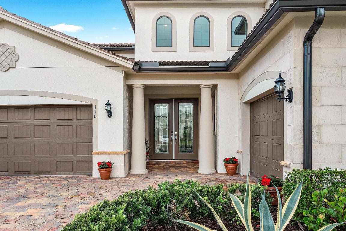 110 Echelon Crest Trail