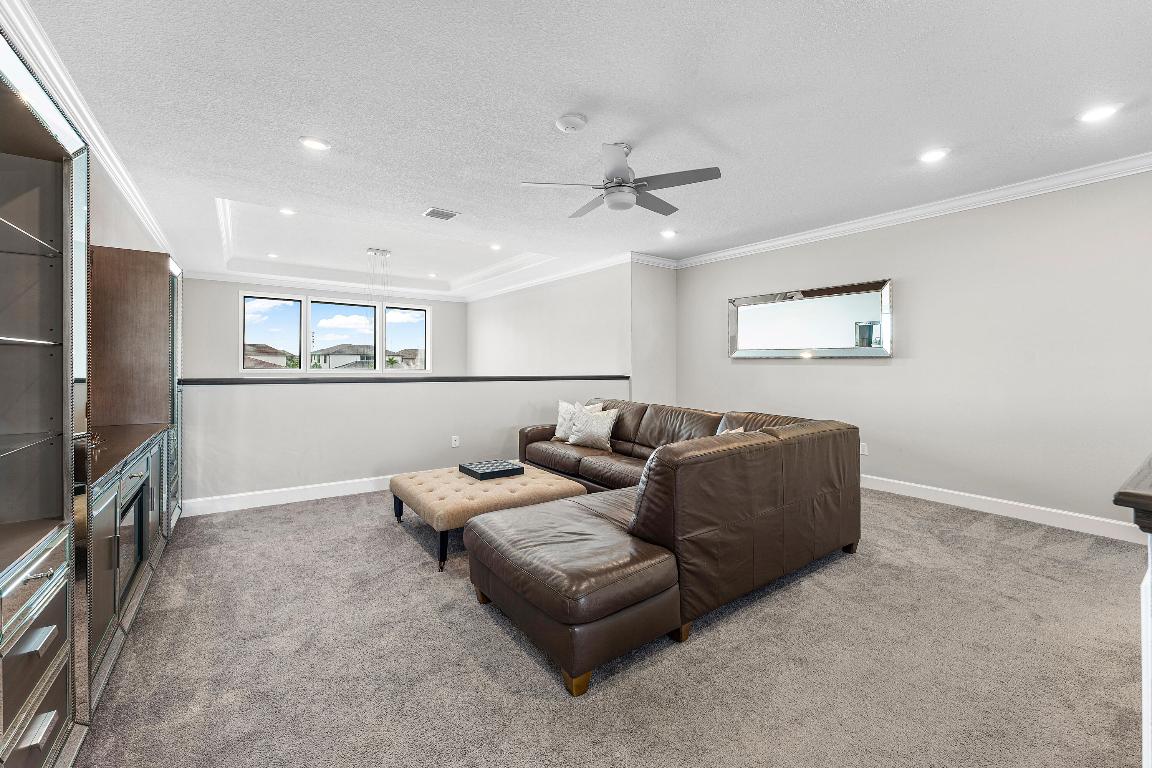 110 Echelon Crest Trail