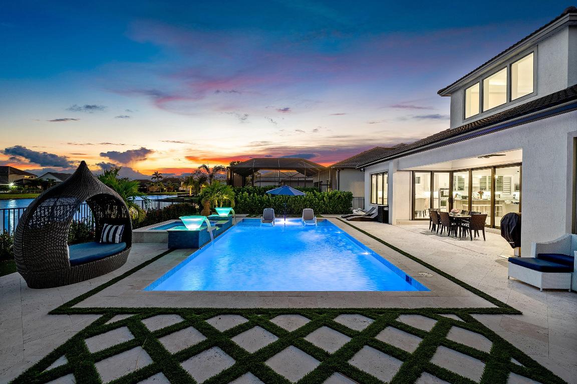 110 Echelon Crest Trail