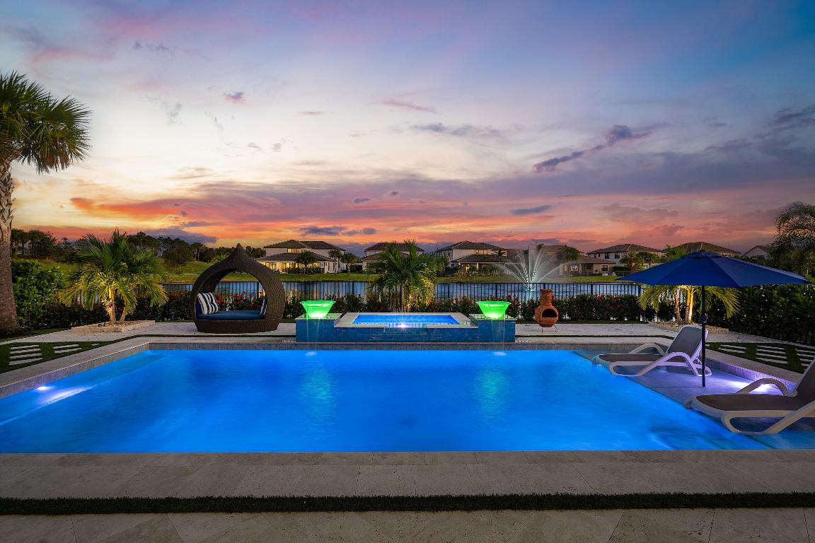 110 Echelon Crest Trail