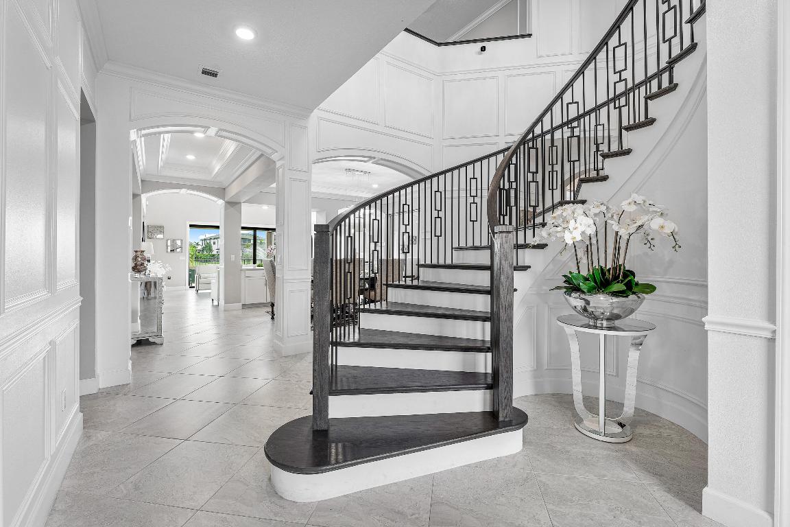 110 Echelon Crest Trail