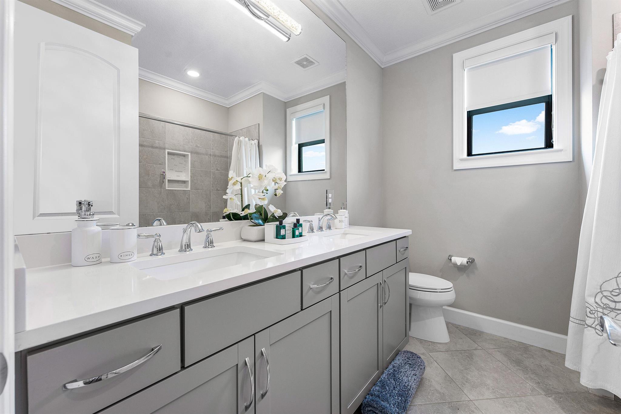 110 Echelon Crest Trail