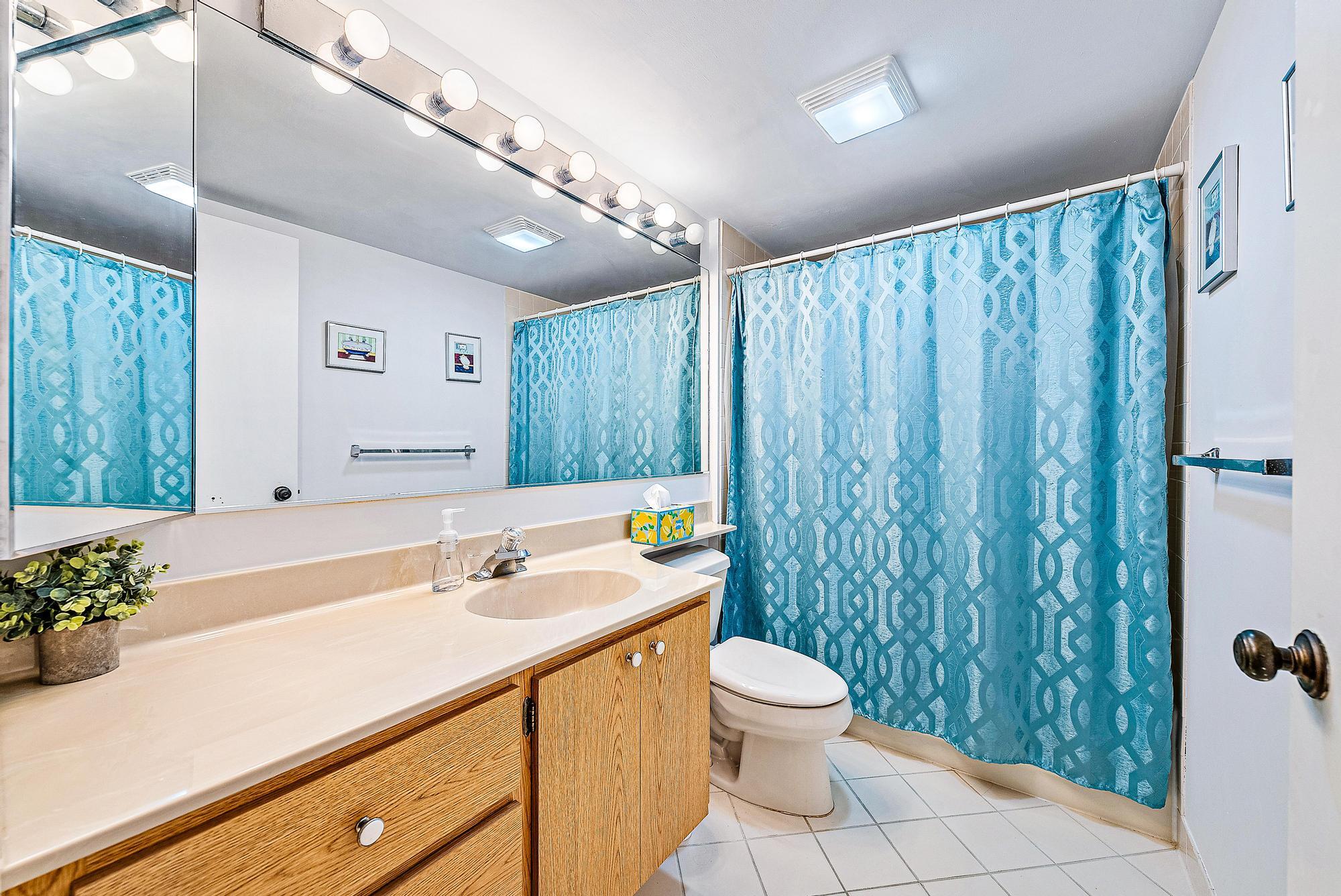 601 S Seas Drive 106