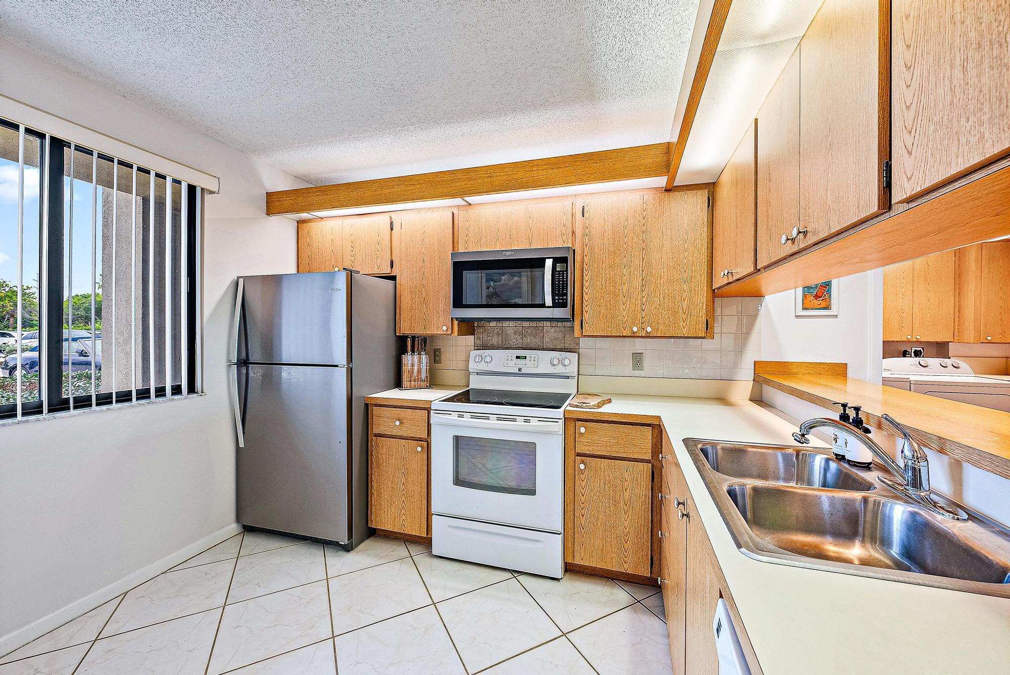 601 S Seas Drive 106