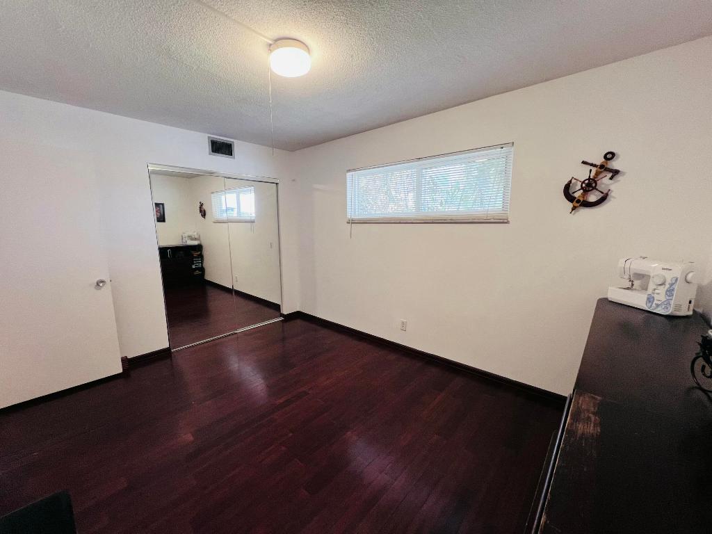 2812 S Garden Drive 202