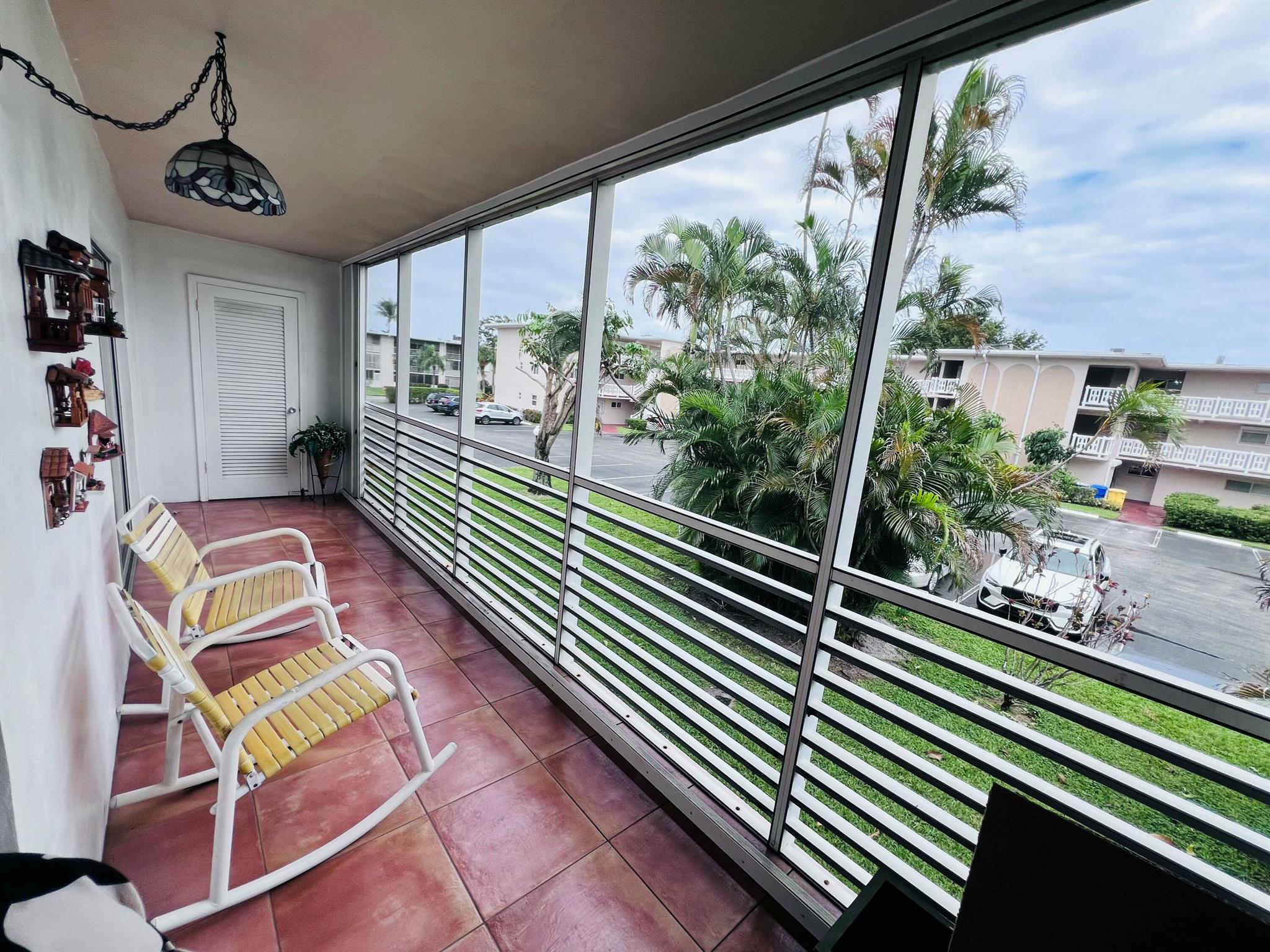 2812 S Garden Drive 202