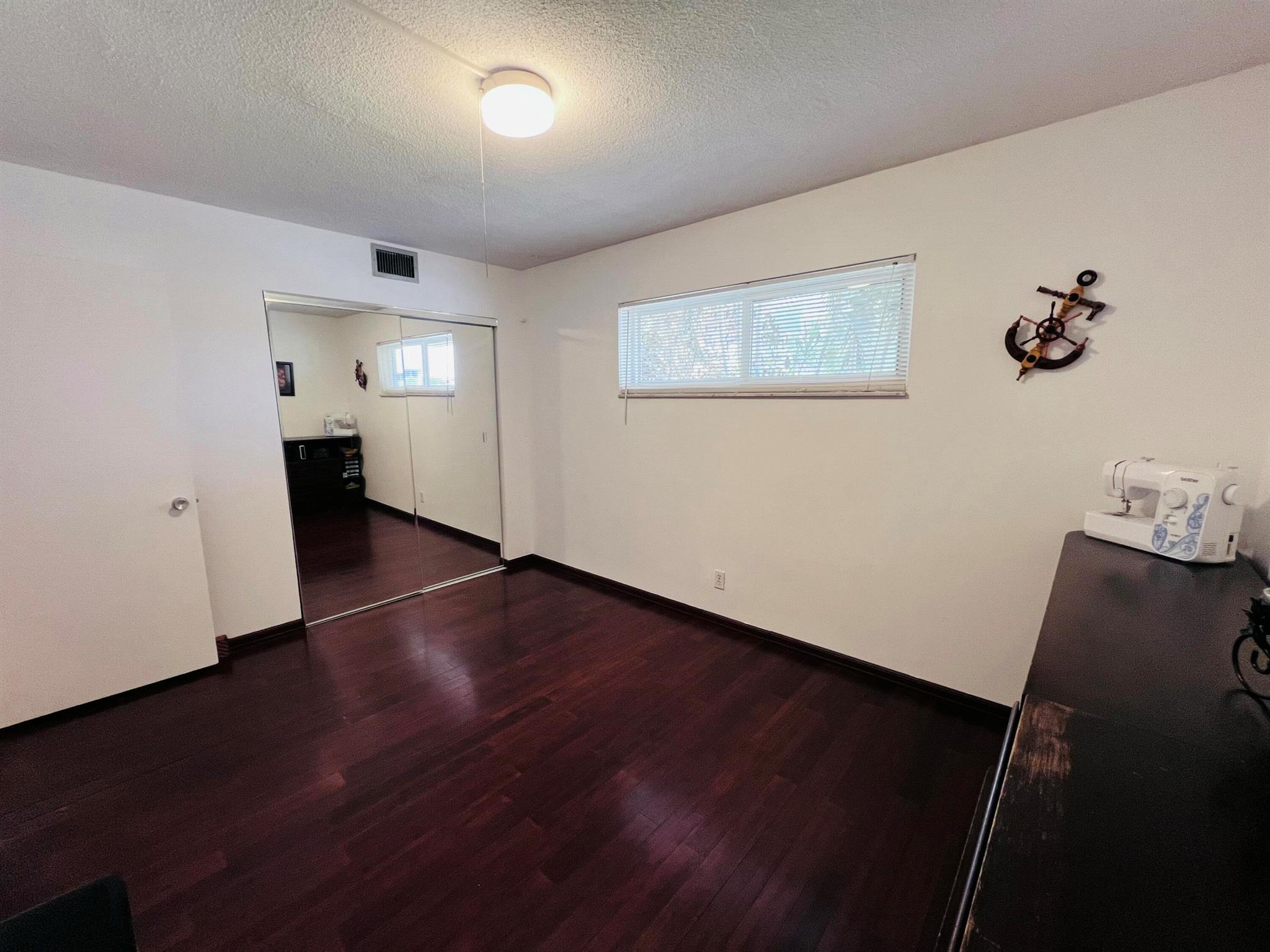 2812 S Garden Drive 202