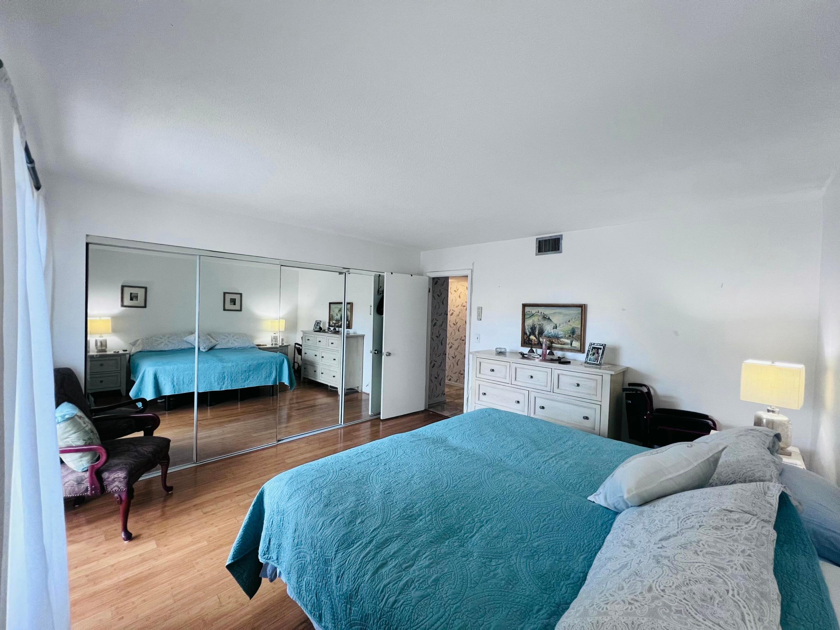 2812 S Garden Drive 202