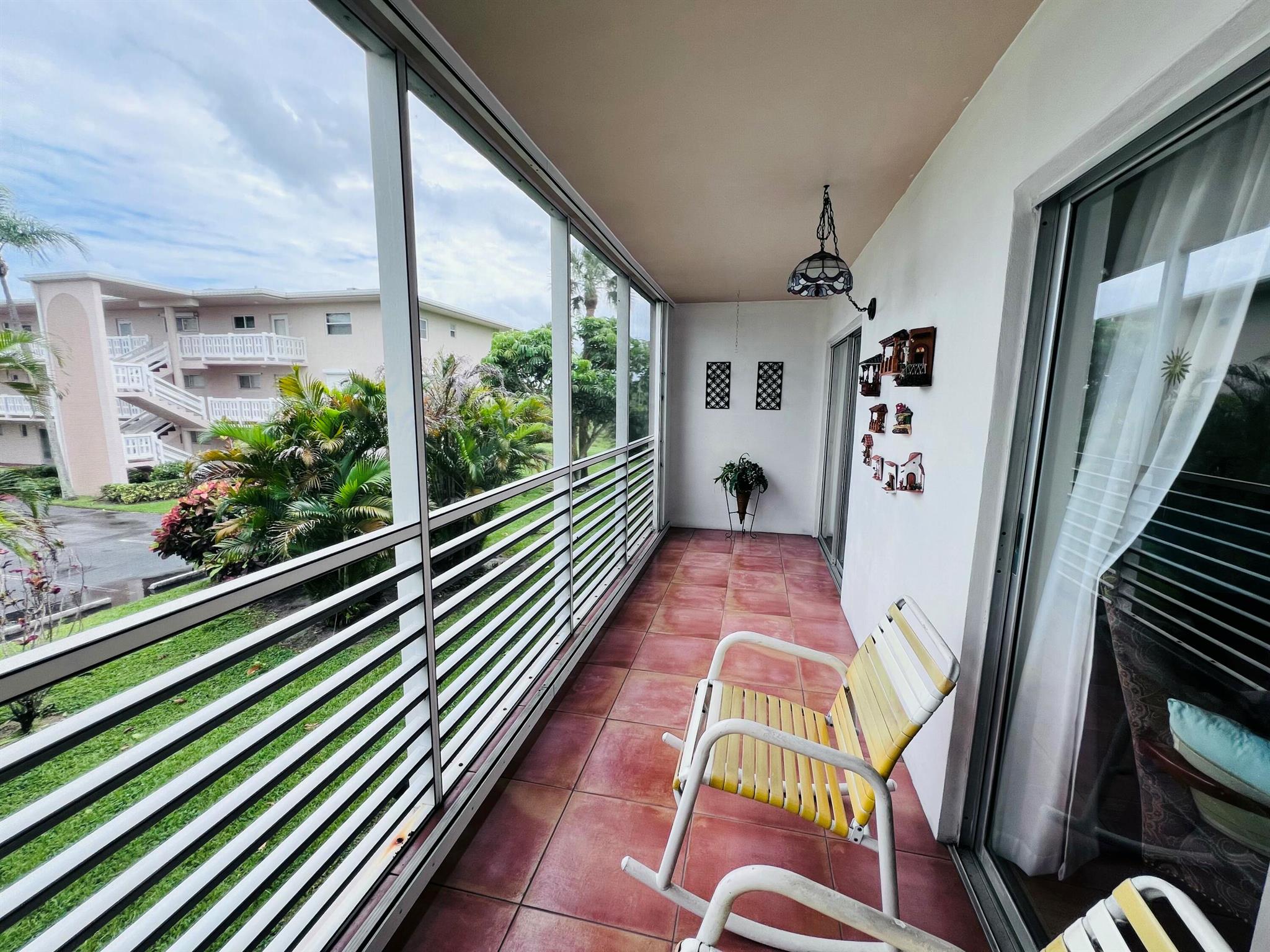 2812 S Garden Drive 202