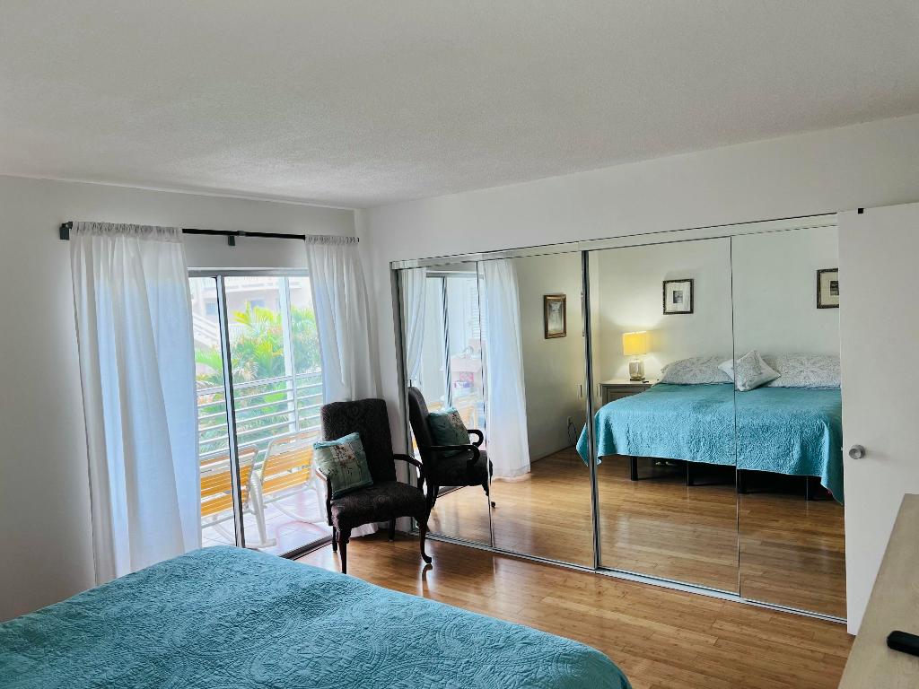 2812 S Garden Drive 202