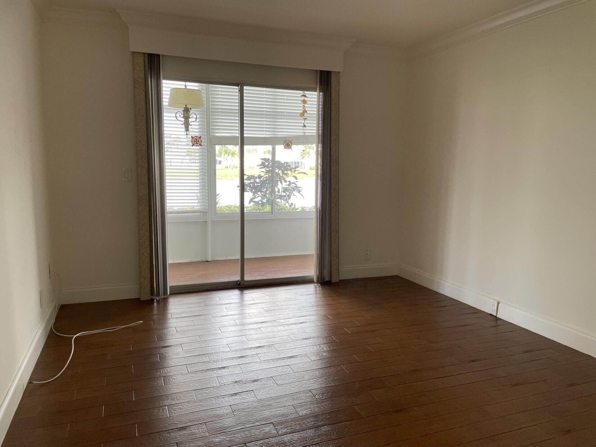 101 Wellington L