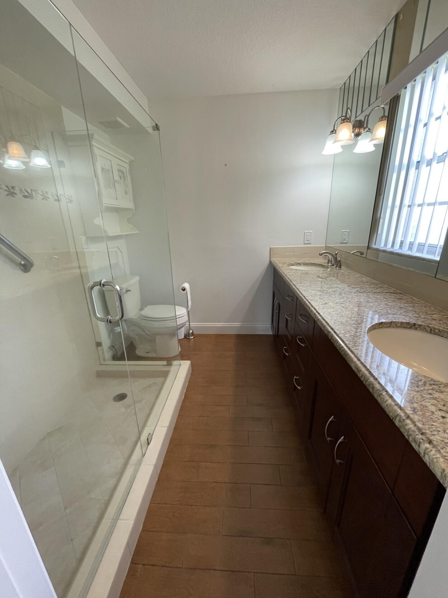 101 Wellington L