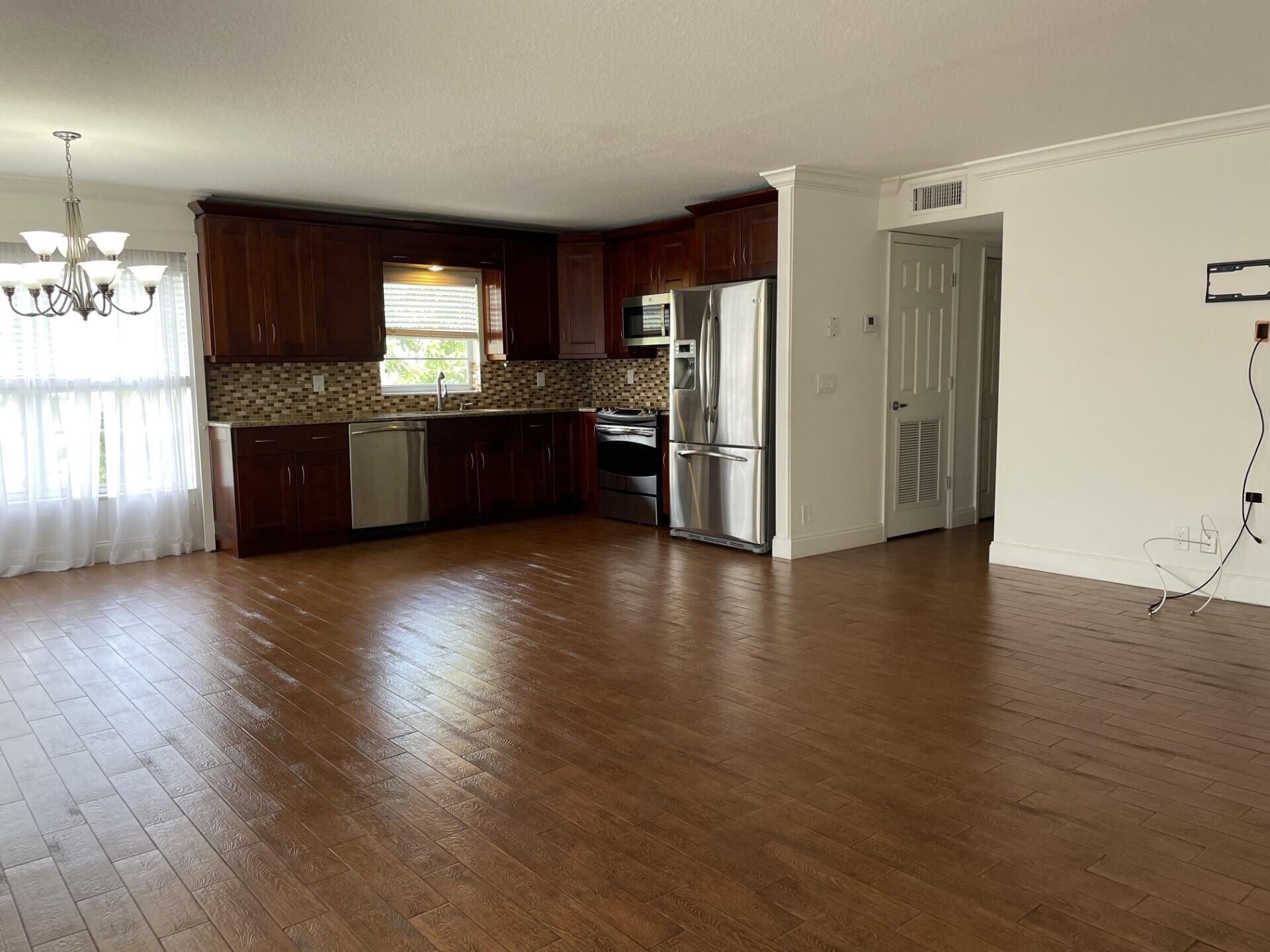 101 Wellington L