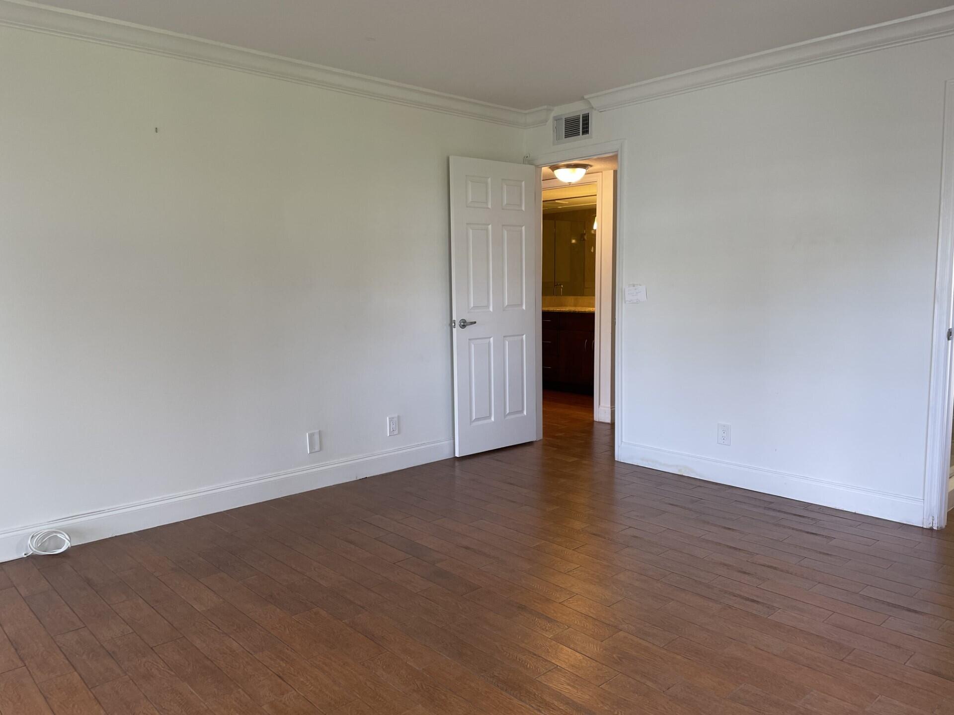 101 Wellington L